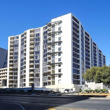 Upmarket Sandton Hydro Park Apartments โจฮันเนสเบิร์ก ภายนอก รูปภาพ